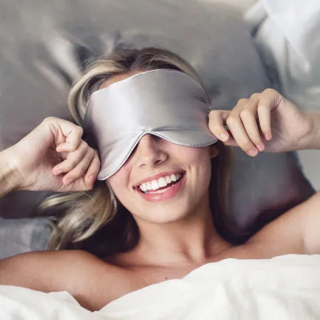 SILK PILLOWCASE - CHAMPAGNE